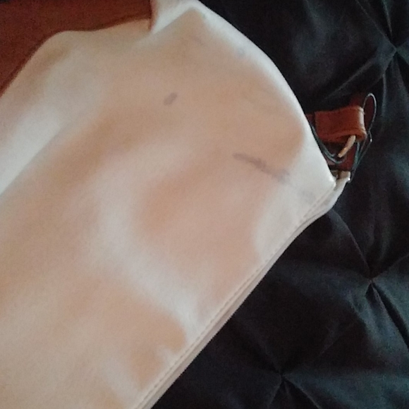 Handbag - Picture 5 of 5